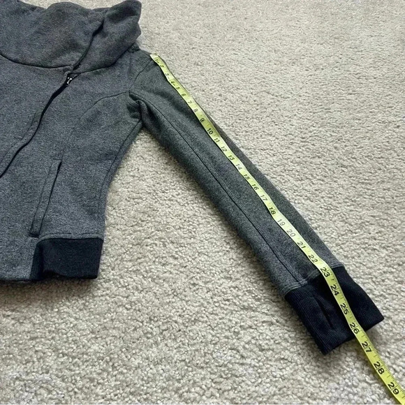 Lululemon Karmacollected Jacket Sweater Heathered Speckled Gray Black 6 W4F16S - Picture 7 of 16